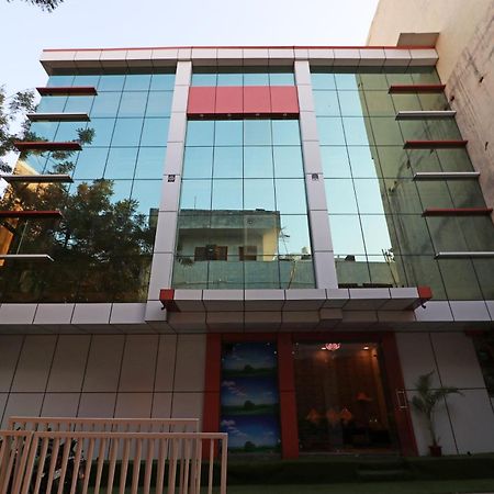 Hotel O Cloud Nueva Delhi Exterior foto